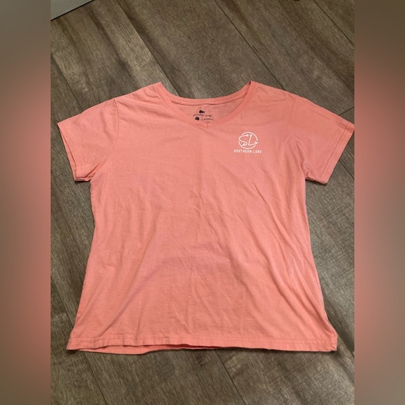southern lure Tops - Southern Lure women’s L v neck short sleeve tee